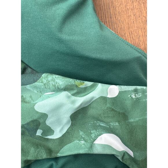 Fabletics Camo Print No-Bounce Sports Bra Celadon Zenith Green Women Plus 2X - Picture 4 of 8